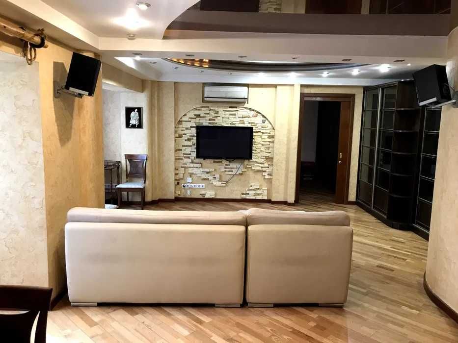 2-к. кв. по вул. Борщагівська, 46 Політехнічний інститут 5 хв.