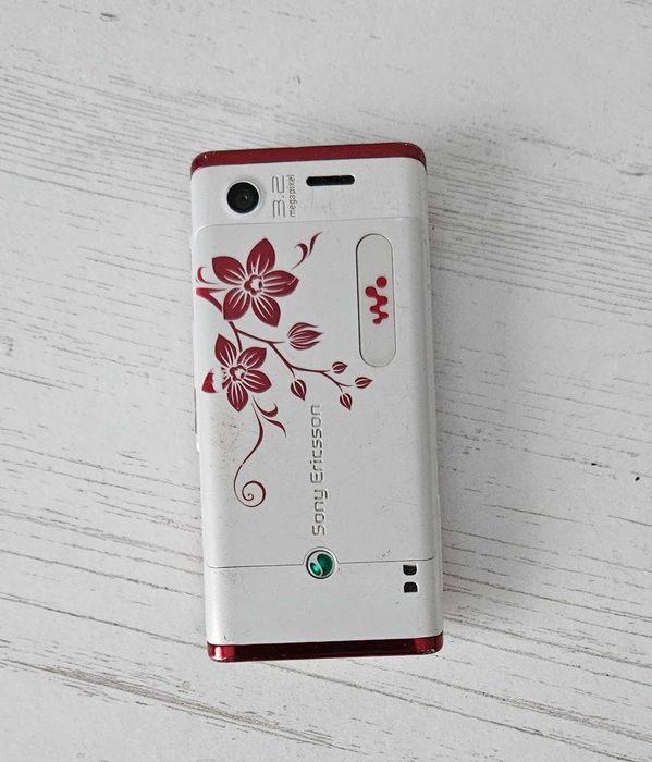 Sony Ericsson W595 Walkman слайдер