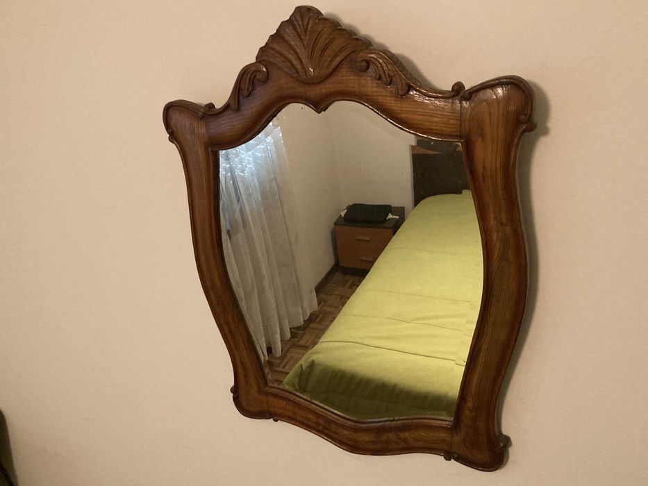 Espelho Vintage em madeira