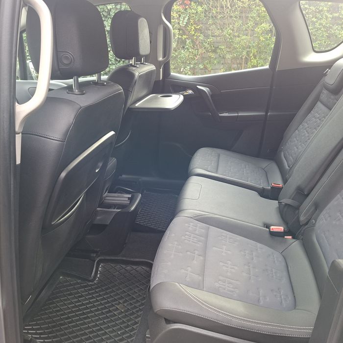 Opel Meriva 1,4pb - 2013 rok