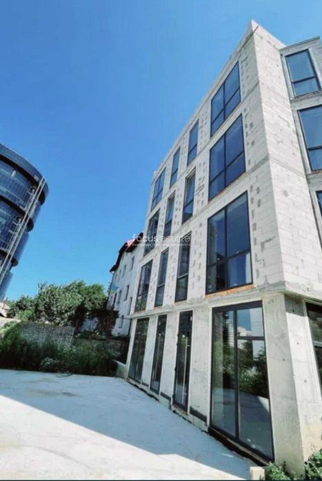 Продаж будівлі на Печерську 543м2