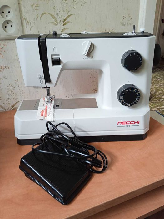 Швейна машина NECCHI f35