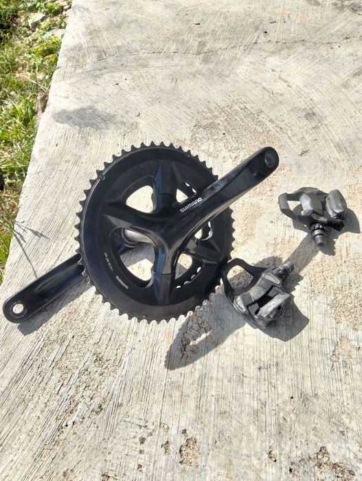 Pedaleira Shimano 105 52-36 mais pedais Shimano 105