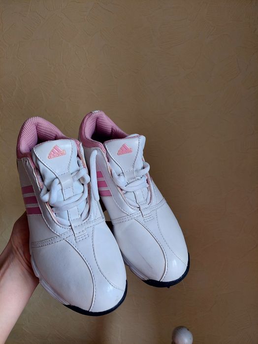 Кросівки Адідас, Adidas бутси Футзалки