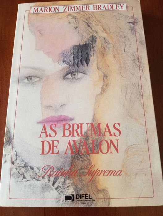 Marion Zimmer Bradley - As brumas de Avalon Rainha Suprema