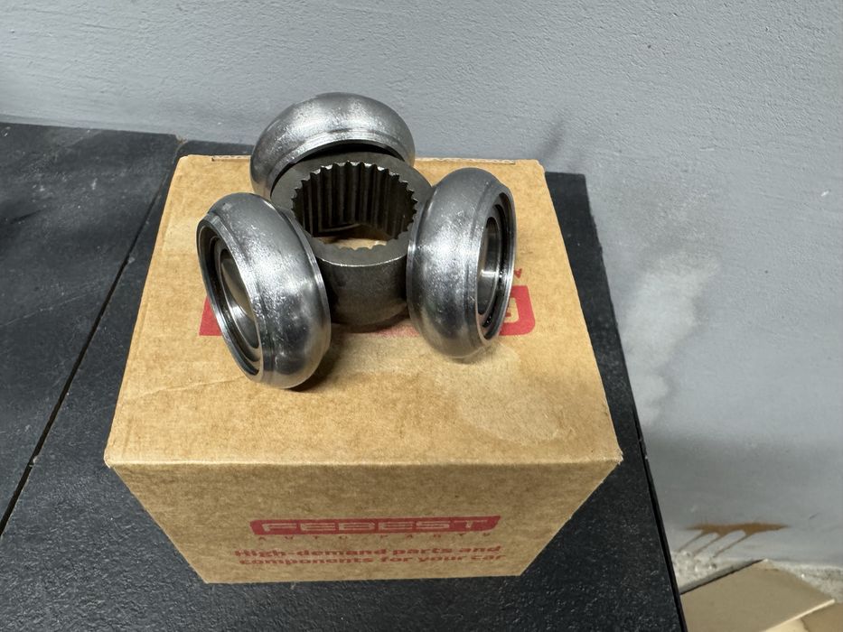 Тришип Трипоїд Tiguan Audi q3 USA 2.0TSI 2017-