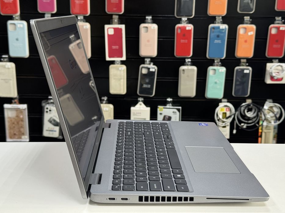 Dell Latitude 5520 15.6 Full hd ips i5-11