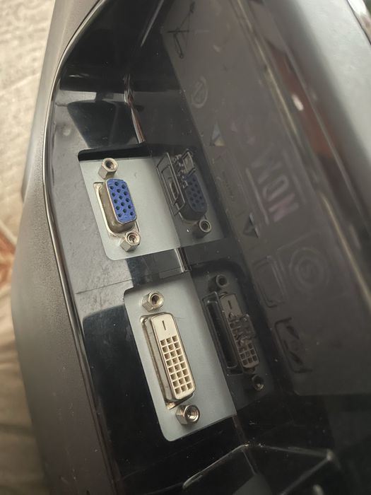 Продаю монітор benq 2220hd (21.5)