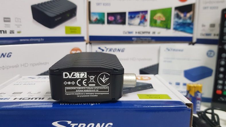 Приставка Т2 DVB-T2 Strong SRT 8203 IPTV YouTube MeGoGo приемник ресив ...