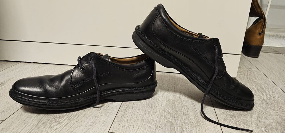 Clarks Active Air półbuty męskie skórzane rozmiar 44 wkładka 28,5cm