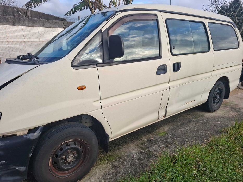 Mitsubishi L400 para Peças