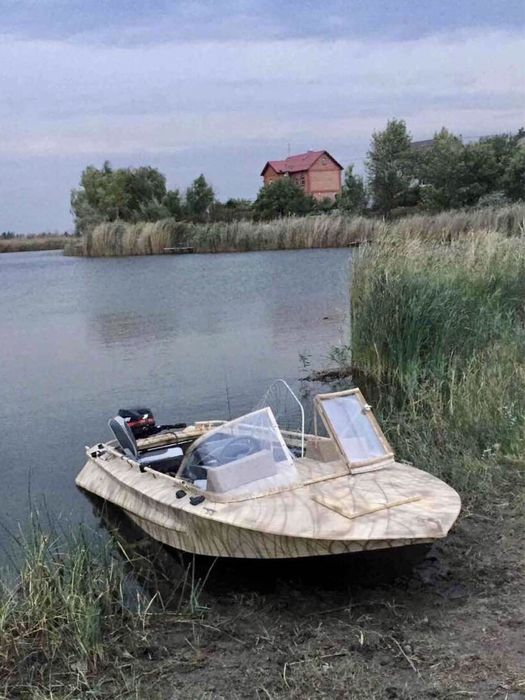Подам лодку Обь 1 (ссср)