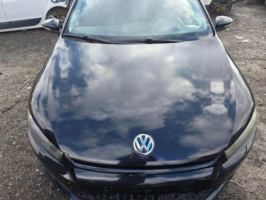 Capô Volkswagen Scirocco 137