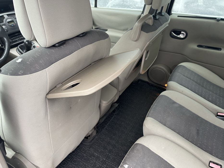 Продам хороший автомобиль