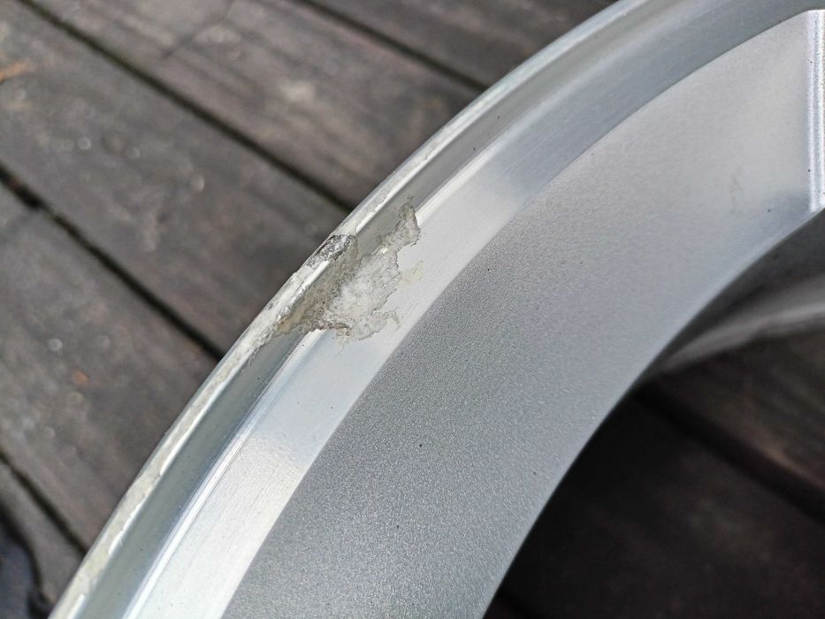 Oryginał felgi 16cali Peugeot 407 407SW Hortaz 16 5x114,3 Z189