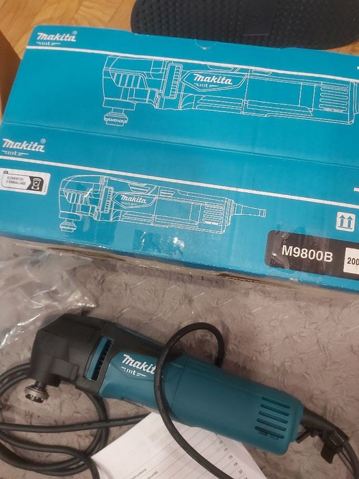 MAKITA Wielofunkcyjne narzędzie 200W M9800B