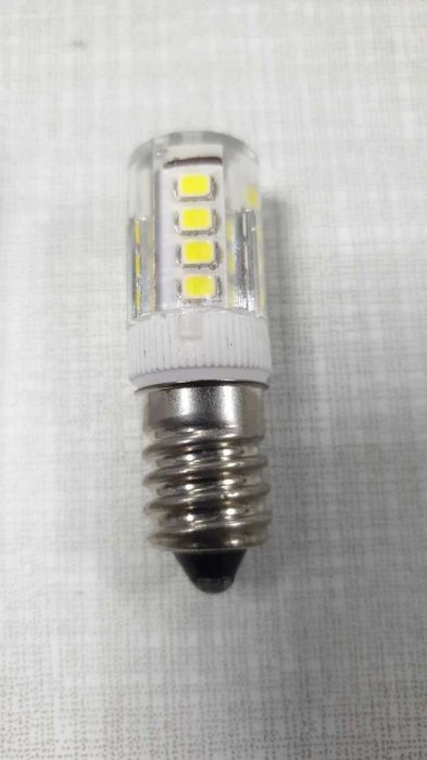 Светодиодная лампочка для швейных машин и холодильников.