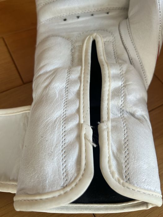 Шкіряні боксерські рукавиці для боксу Venum 12 oz