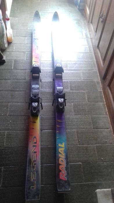 tenho para venda ski para neve estado razoável