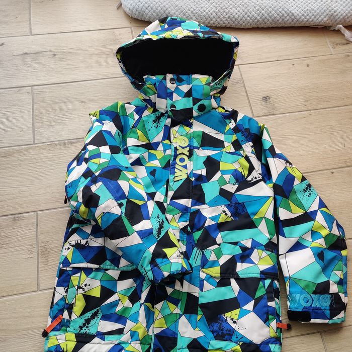 Лижна куртка в чудовому стані. Функціональнв