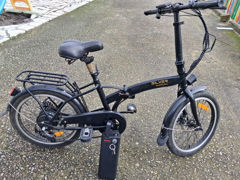 Bicicleta elétrica dobrável
