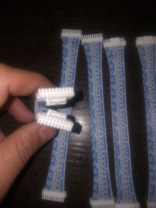 Продам шлейфы 20-pin та 18- pin