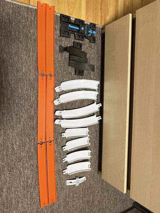 Іграшки для хлопчика Гра Ходилка Більярд Трек Хот Вілс