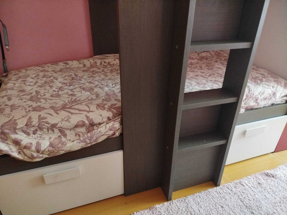 beliche duplo  com  roupeiro + roupeiro roupeiro extra + colchões