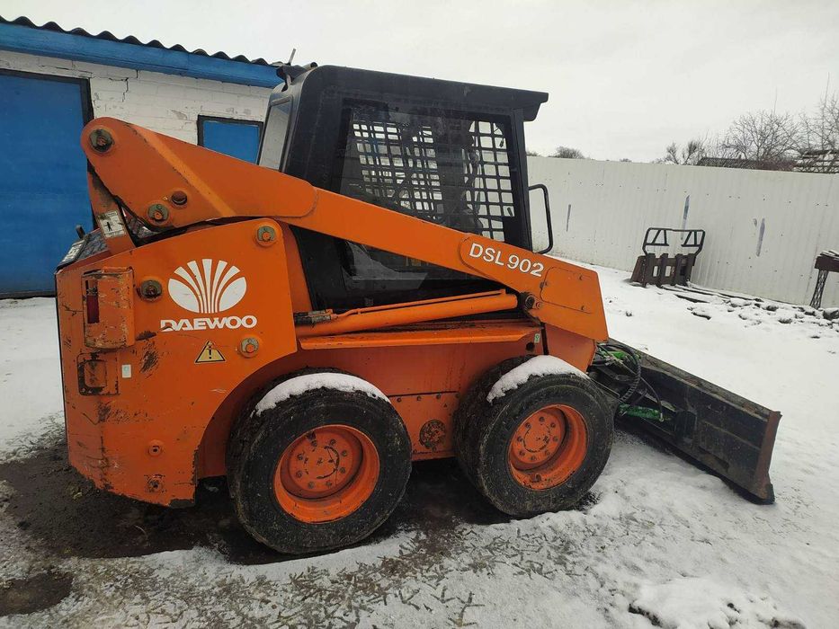 Продам Мини погрузчик Doosan Daewoo DSL902. Купить Daewoo DSL902