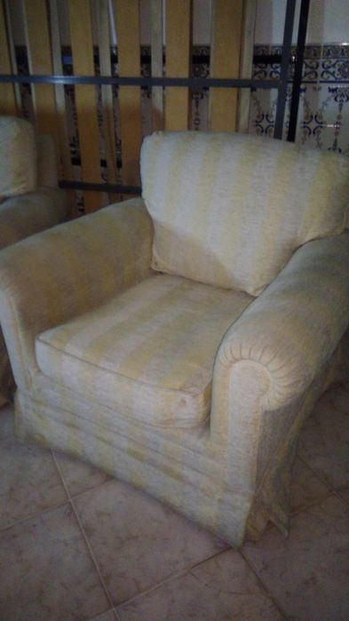 Sofá em tecido ,troco por trotinete