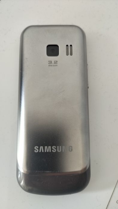 Sprzedam telefon komórkowy GT-C3530