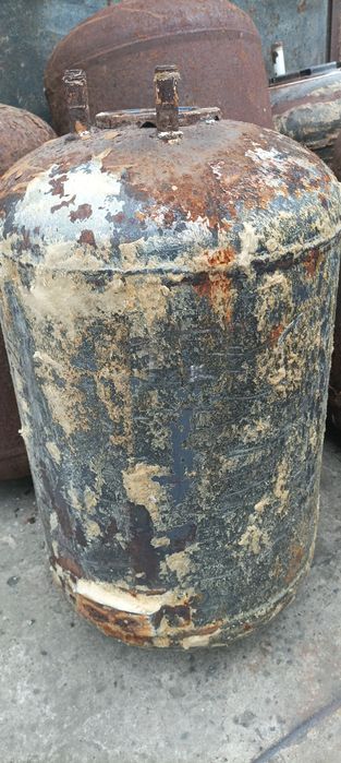 Металлический бак, ёмкость