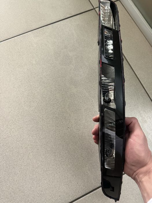 Задній лівий фонар Audi Q3 8U0945095C