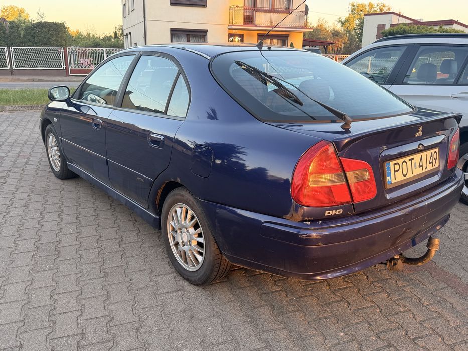 Mitsubishi carisma