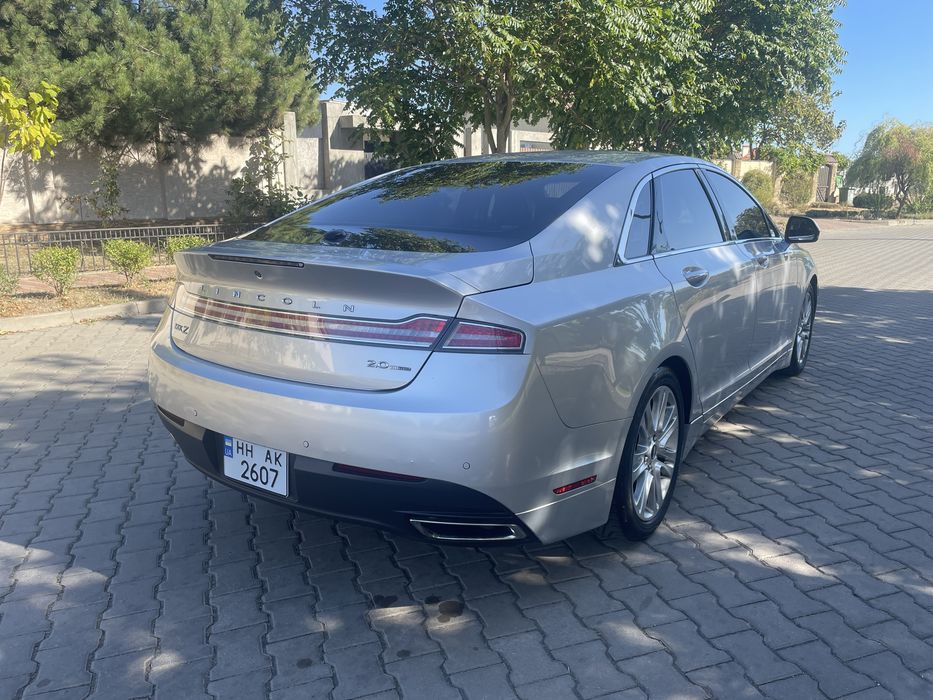 Lincoln MKZ 2015г