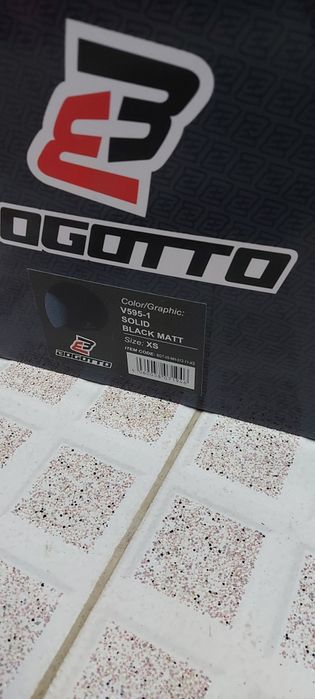 Vendo capacete Bogotto Jet novo tamanho XS