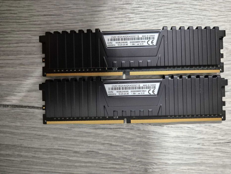 пам'ять DDR4 16GB (2x8) 4000MHz CL19 Corsair Vengeance LPX. Trade-IN
