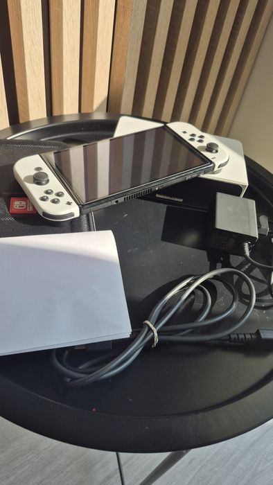 Nintendo Switch Oled Dodatki zestaw dokument