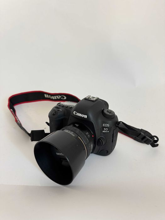 canon eos 5d mark IV