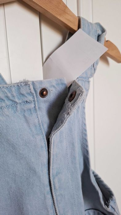 Nowa sukienka jeansowa ogrodniczka denim 92 dziewczęca szelki jbc