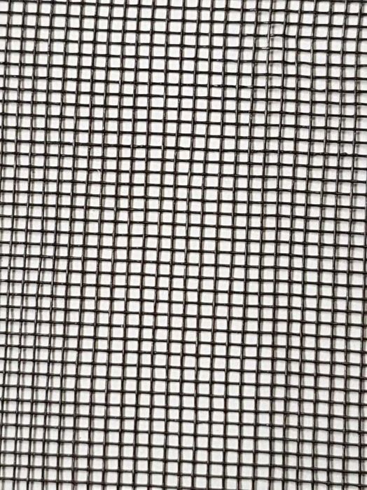 Siatka przeciw owadom, moskitiera. Rolka 1,8m/30m