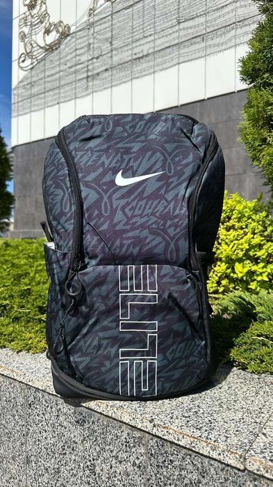 Nike Varsity Elite V3 BackPack темно зеленый