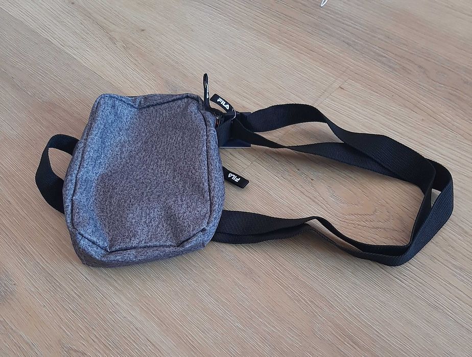NOVA Bolsa Tiracolo Fila Cinza 1,6L