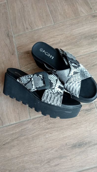 Klapki K&M 41 nowe
