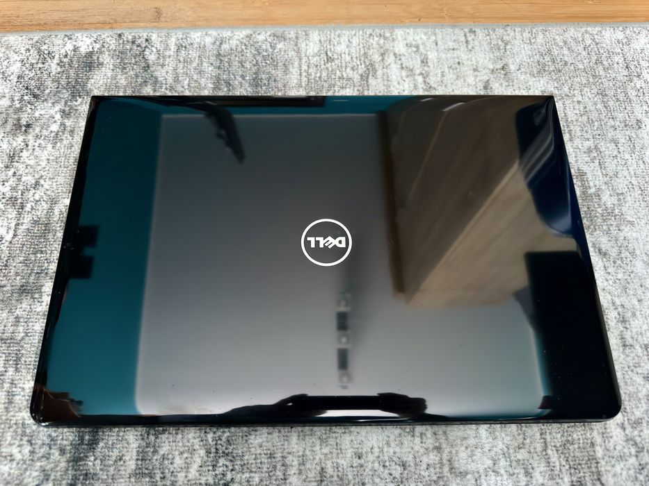 Dell Inspiron 5758 Laptop Procesor i3-5005u 17 Cali Dysk 1TB 8GB RAM Stan BDB Bateria Ponad Godzina Kamera Wbudowana i Napęd CD/DVD