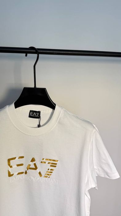 Крута  чоловіча мужская футболка Armani EA7 розмір S-XXL