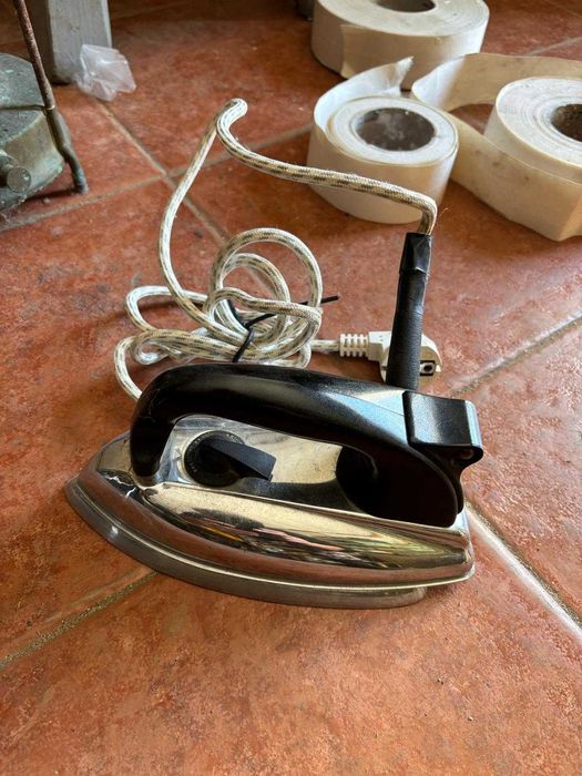 velharia - ferro antigo