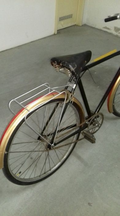 Bicicleta pasteleira