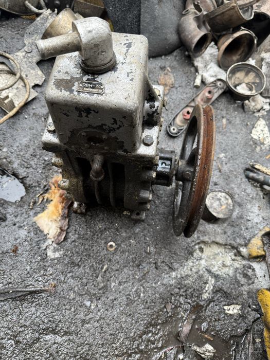 Продам компресор