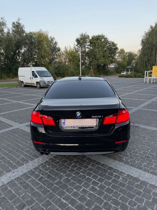 Продам бмв ф10 2012 року